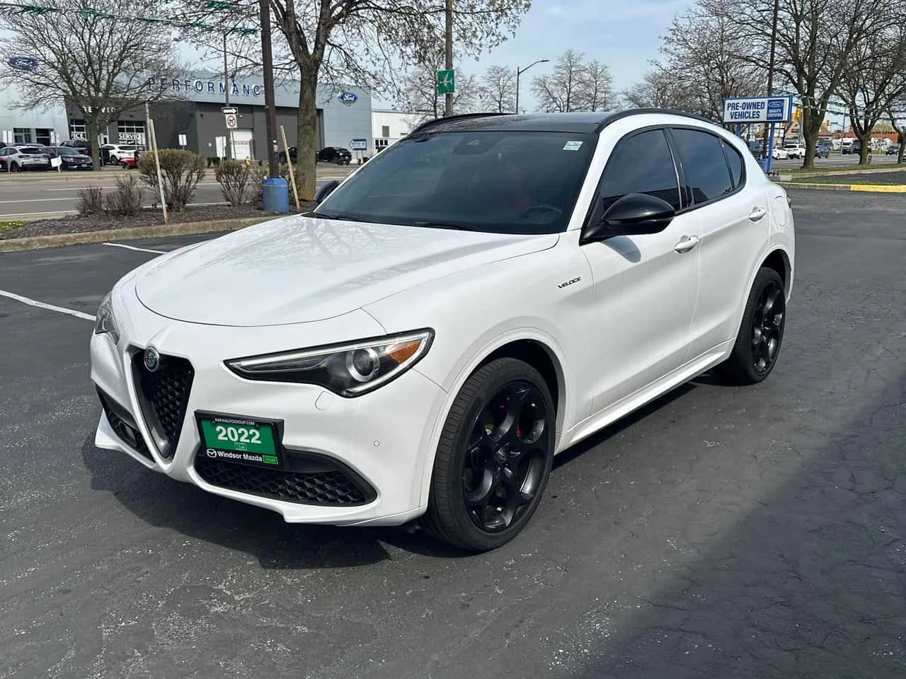 Alfa Romeo Stelvio  Veloce | DISTRONIC | PANO | RED INT 