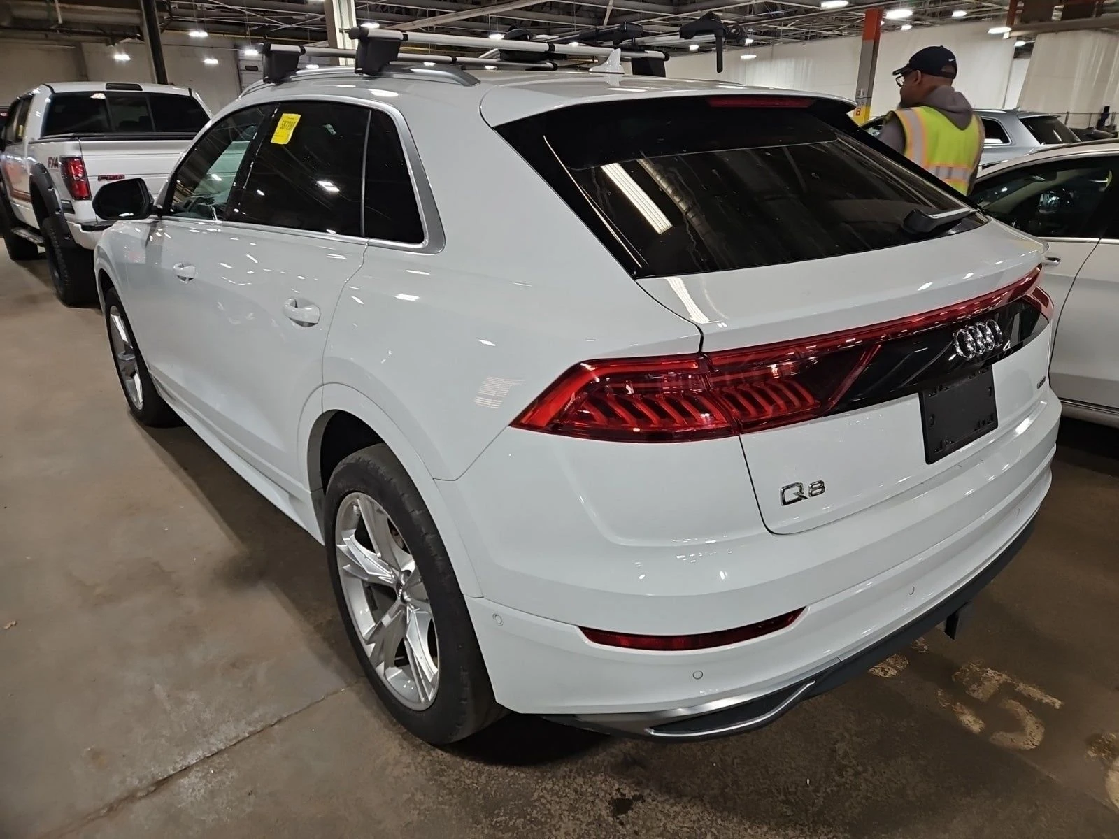 Audi Q8 Bang & Olufsen* Virtual Cockpit Plus* Head-Up* , снимка 6 - Автомобили и джипове - 54650536