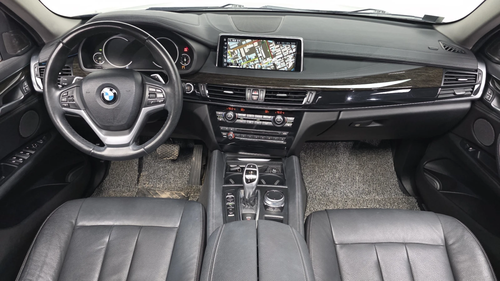 BMW X6 xDrive30d* 360* HUD* ЕЛ. БАГАЖНИК* КРАЙНА ЦЕНА, снимка 7 - Автомобили и джипове - 55367129