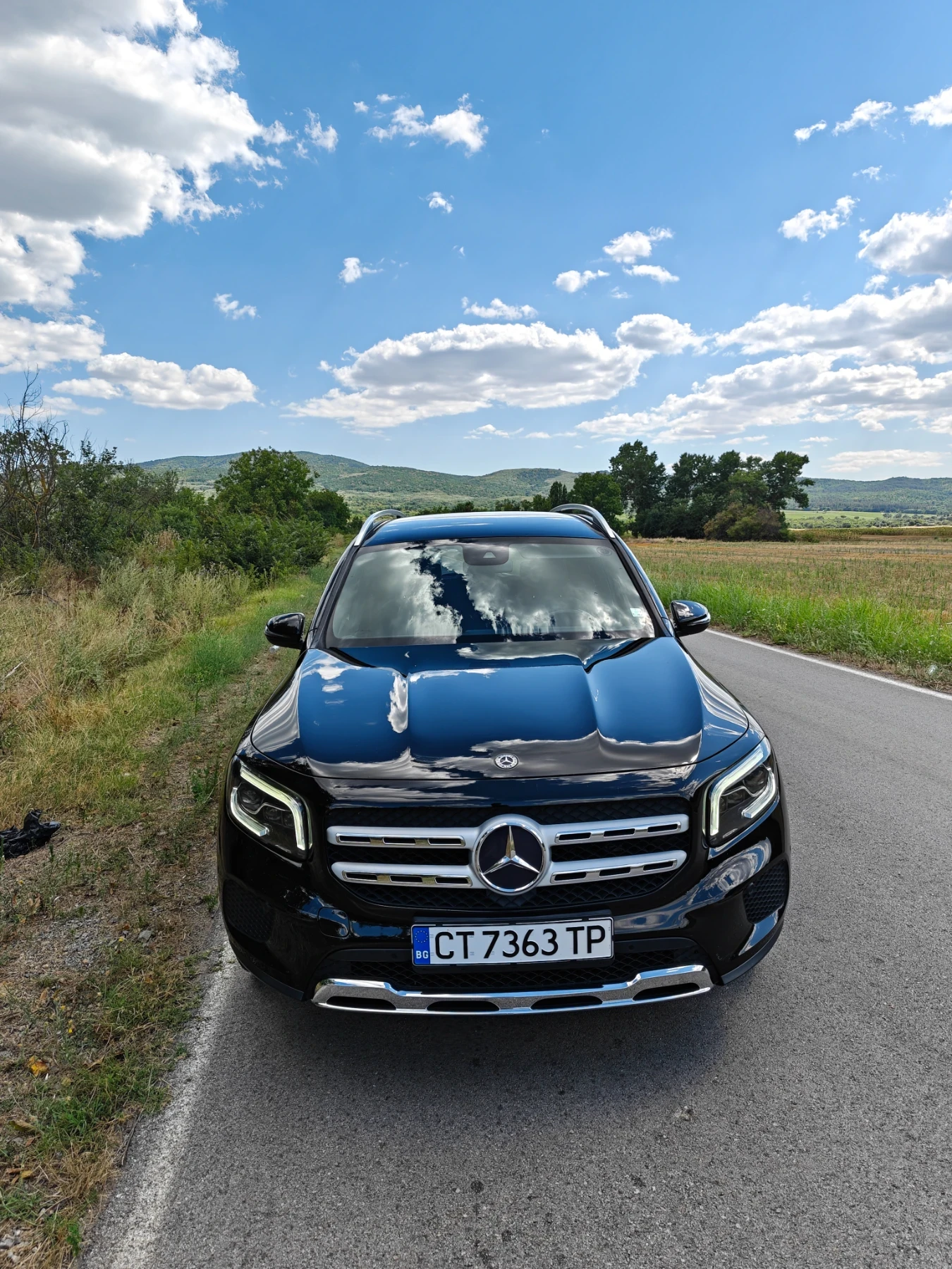 Mercedes-Benz GLB  180 d | DISTRONIC | AMG | KEYLESS | L, снимка 2 - Автомобили и джипове - 55665095