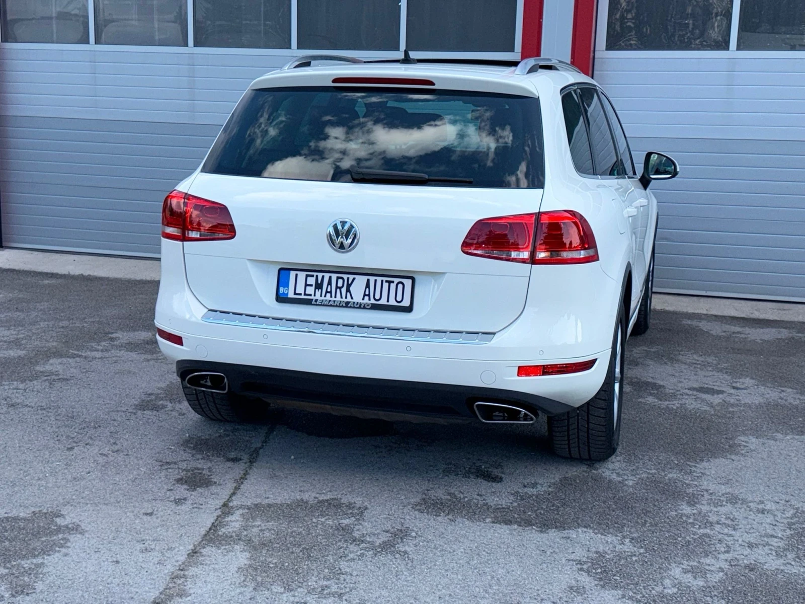 VW Touareg 3.0TDI AUTOMATIK PANORAMA KEY LESS START STOP , снимка 8 - Автомобили и джипове - 55853166