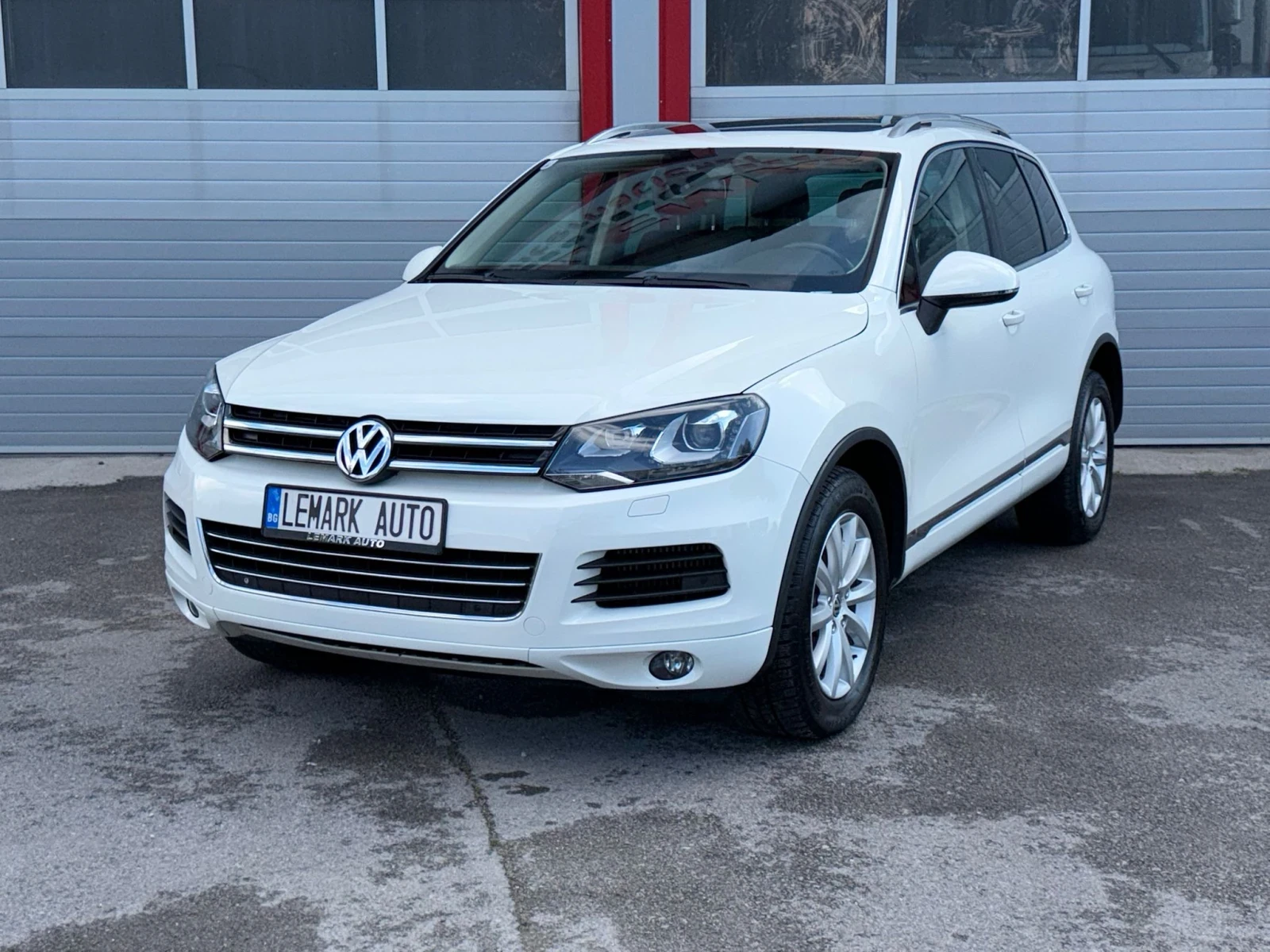 VW Touareg 3.0TDI AUTOMATIK PANORAMA KEY LESS START STOP , снимка 4 - Автомобили и джипове - 55853166