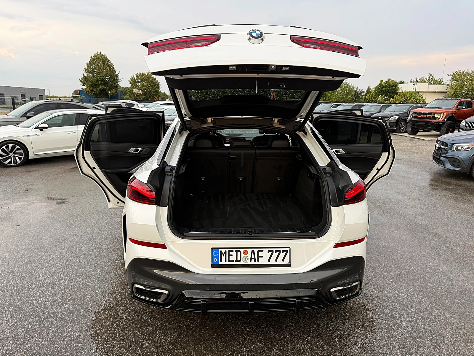 BMW X6 5.0i Performans-Distronik-Head Up-Vakum-Lazer-Harm, снимка 16 - Автомобили и джипове - 55935382