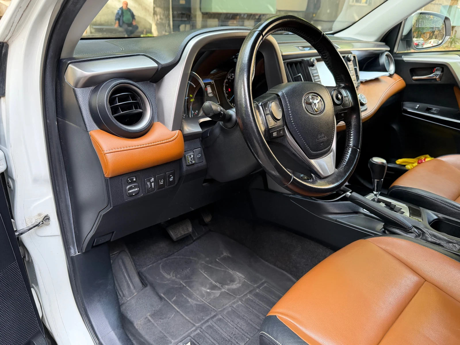 Toyota Rav4 LIMITED, снимка 6 - Автомобили и джипове - 56471951