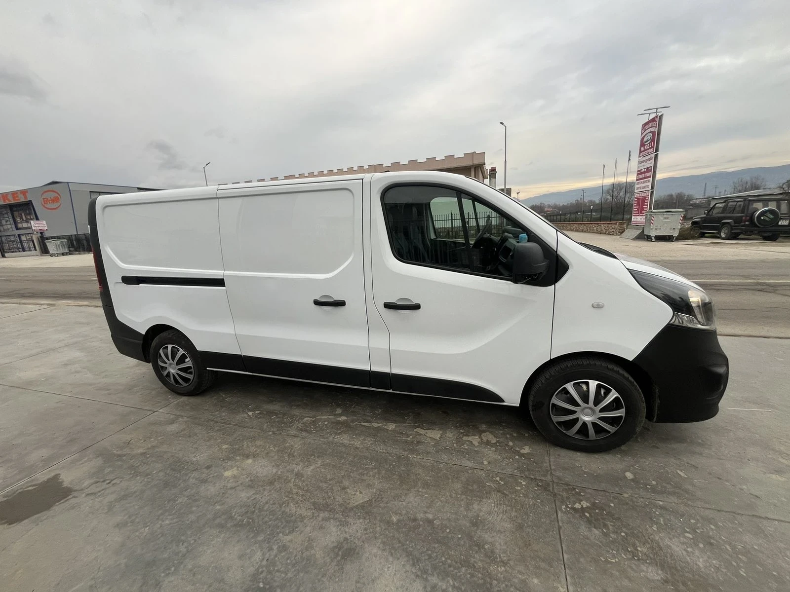 Opel Vivaro  - изображение 4