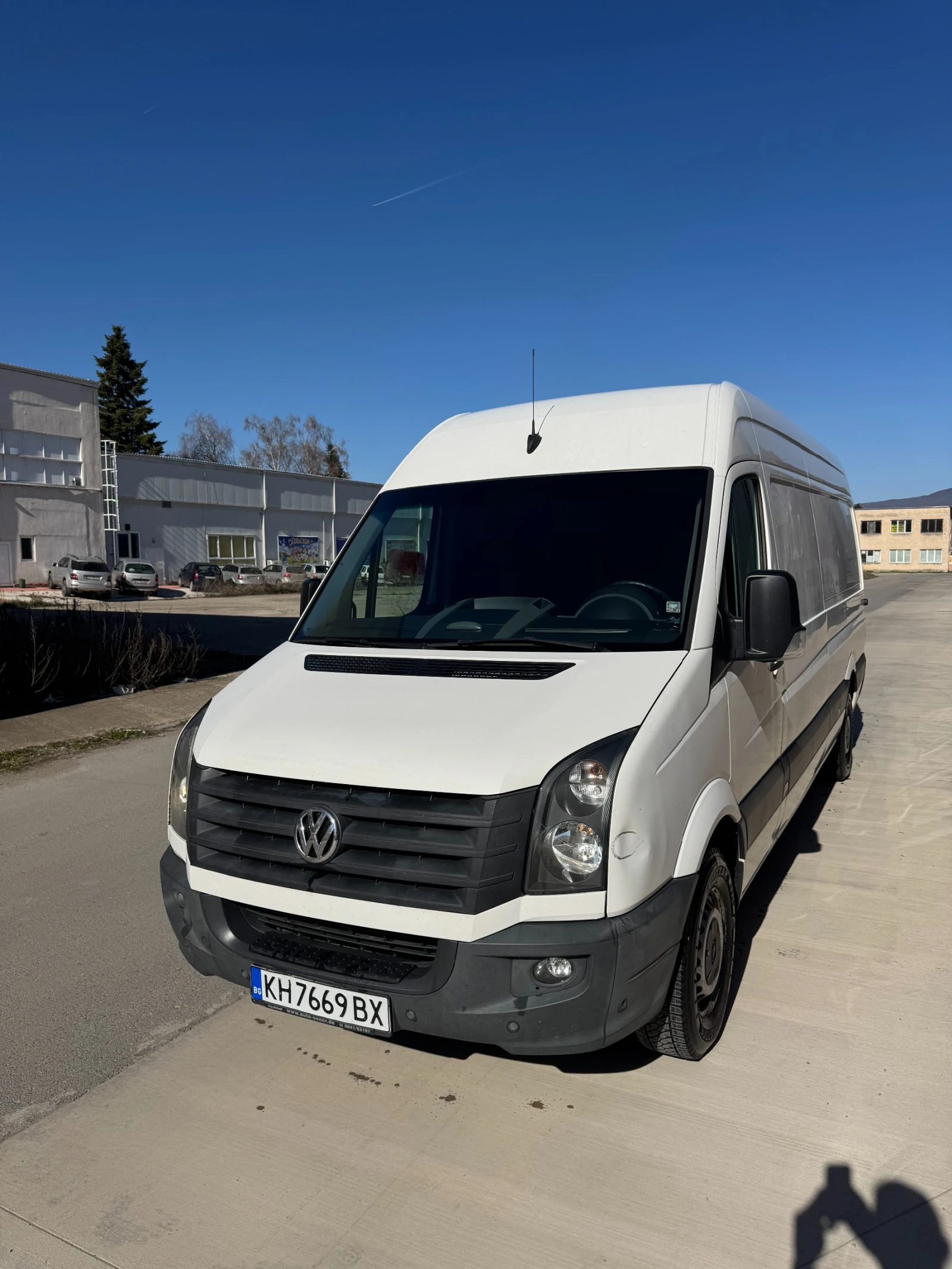 VW Crafter 163к.с. Климатик | Auto.bg — изображение 1