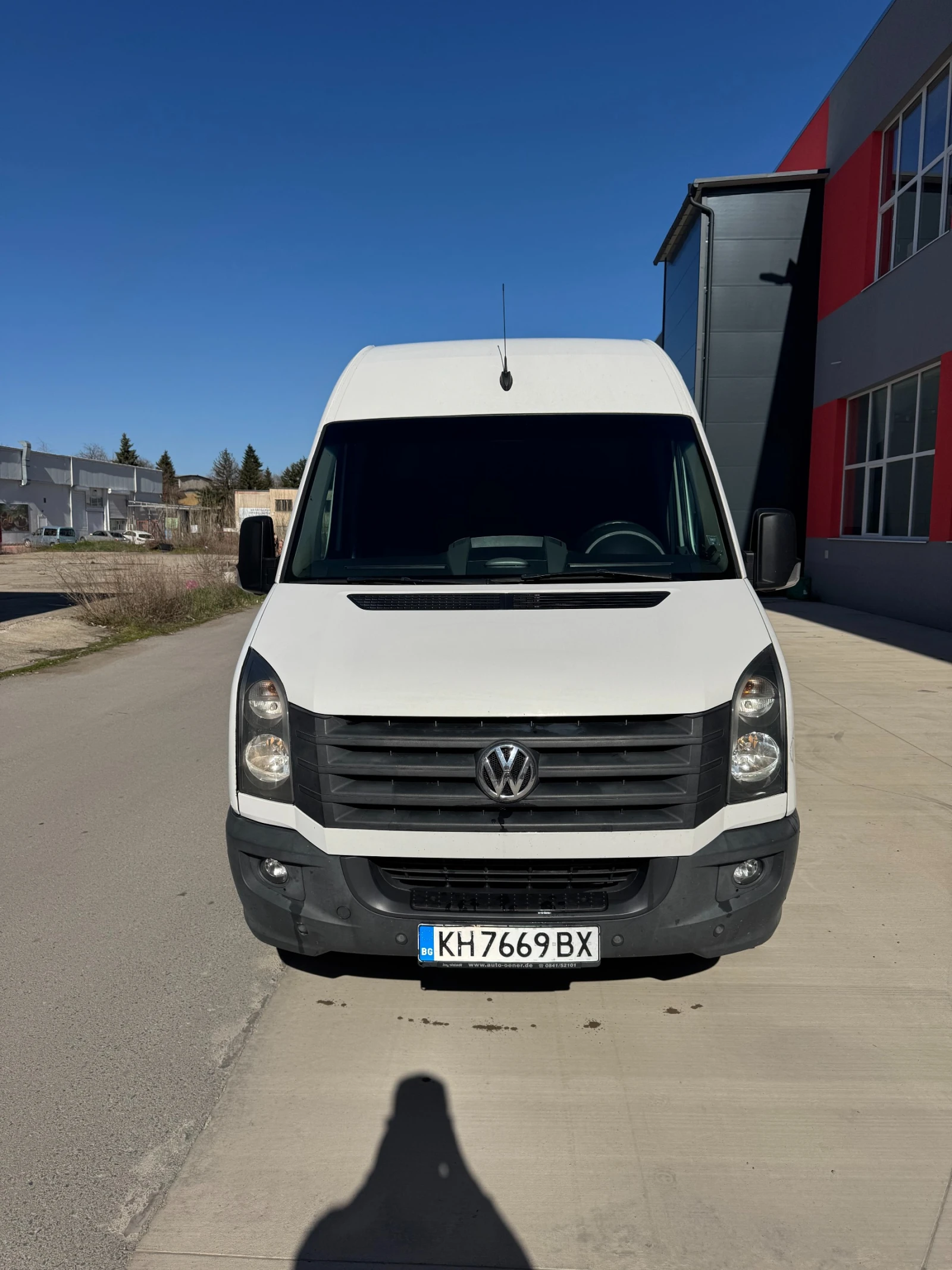VW Crafter 163к.с. Климатик, снимка 2 - Бусове и автобуси - 53826097