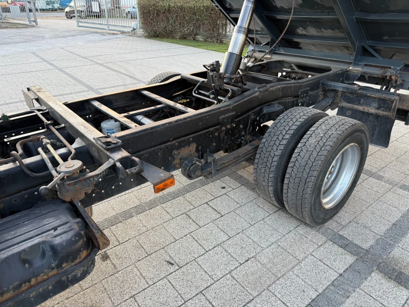 Mercedes-Benz Atego Vario 815d Самосвал + кран Hiab 035-2 3.70м. , снимка 5 - Камиони - 48691741