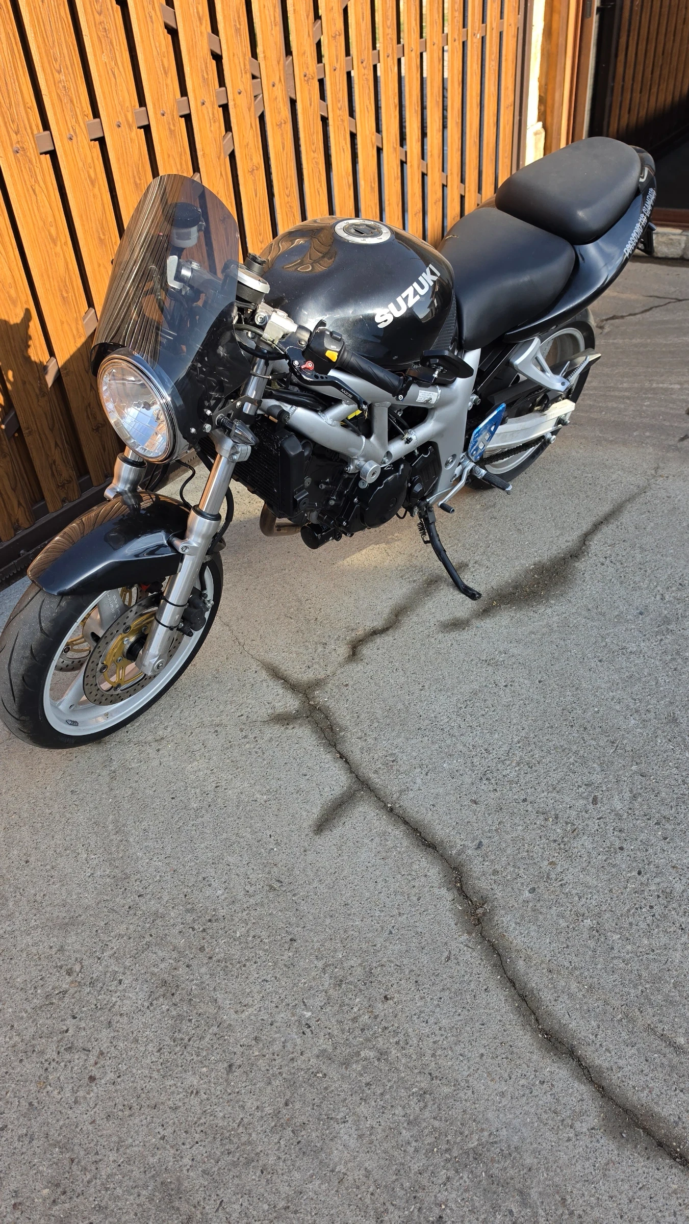 Suzuki SV 650    