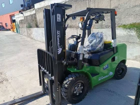 Мотокар Linde ЧИСТО НОВ 3, 5 ТОНА, снимка 4