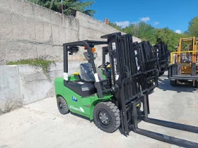 Мотокар Linde ЧИСТО НОВ 3, 5 ТОНА, снимка 1