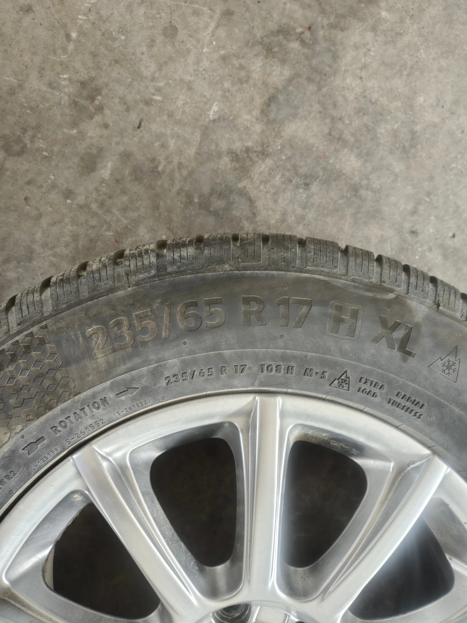 Гуми с джанти Continental 235/65R17, снимка 2 - Гуми и джанти - 55799174