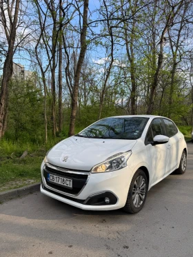 Peugeot 208, снимка 1