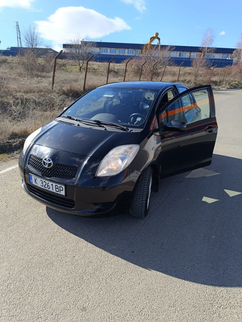 Toyota Yaris, снимка 4 - Автомобили и джипове - 47501459