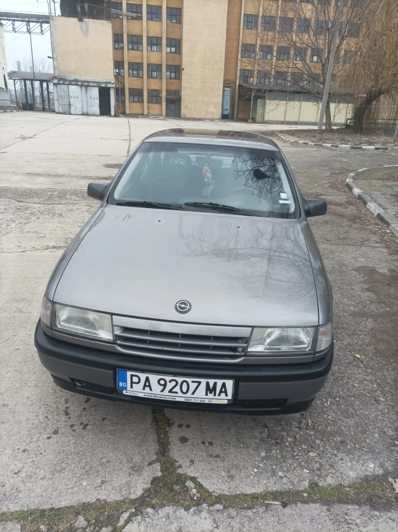 Opel Vectra 1.6i, снимка 16 - Автомобили и джипове - 49310652