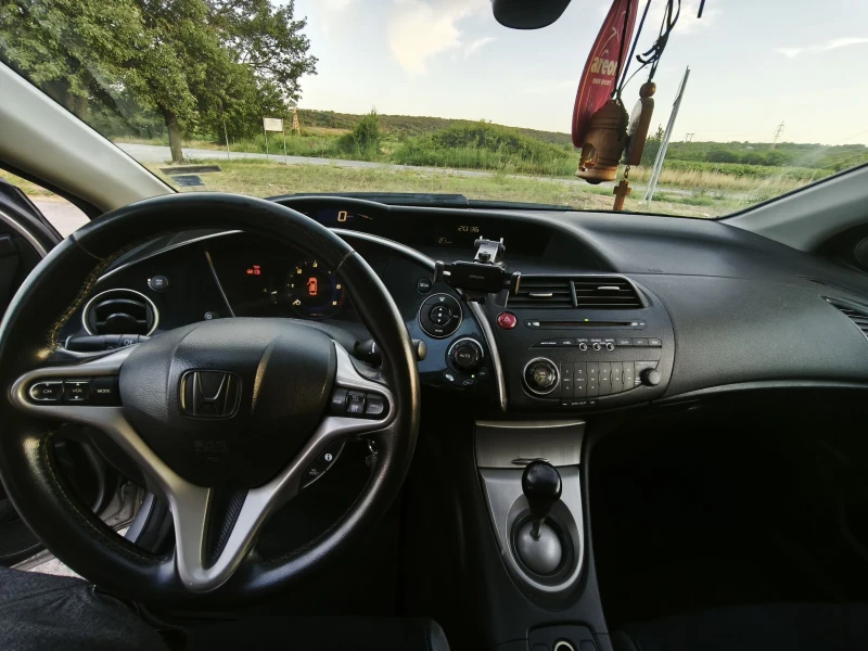 Honda Civic, снимка 13 - Автомобили и джипове - 52205145