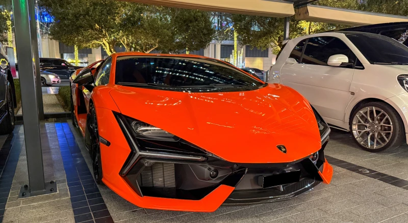 Lamborghini Revuelto 6.5 V12 HPEV 4WD, снимка 5 - Автомобили и джипове - 51456005