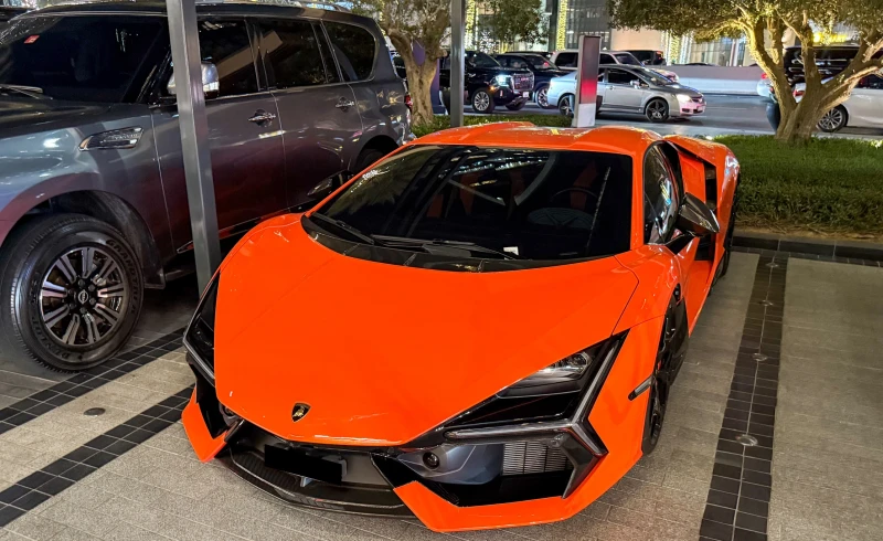 Lamborghini Revuelto 6.5 V12 HPEV 4WD, снимка 3 - Автомобили и джипове - 51456005