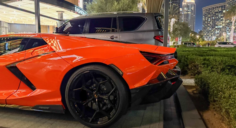 Lamborghini Revuelto 6.5 V12 HPEV 4WD, снимка 6 - Автомобили и джипове - 51456005
