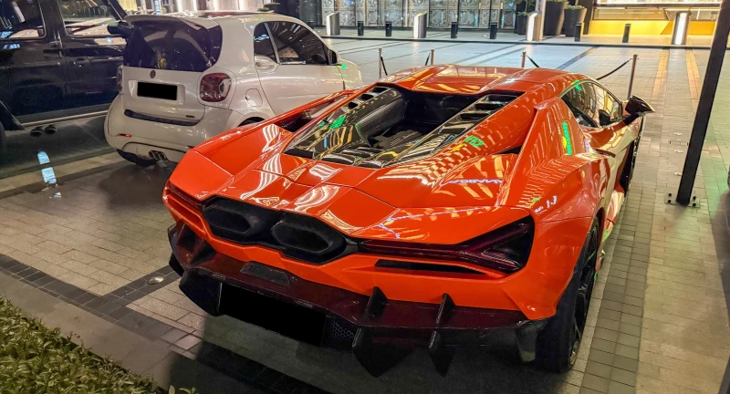 Lamborghini Revuelto 6.5 V12 HPEV 4WD, снимка 7 - Автомобили и джипове - 51456005