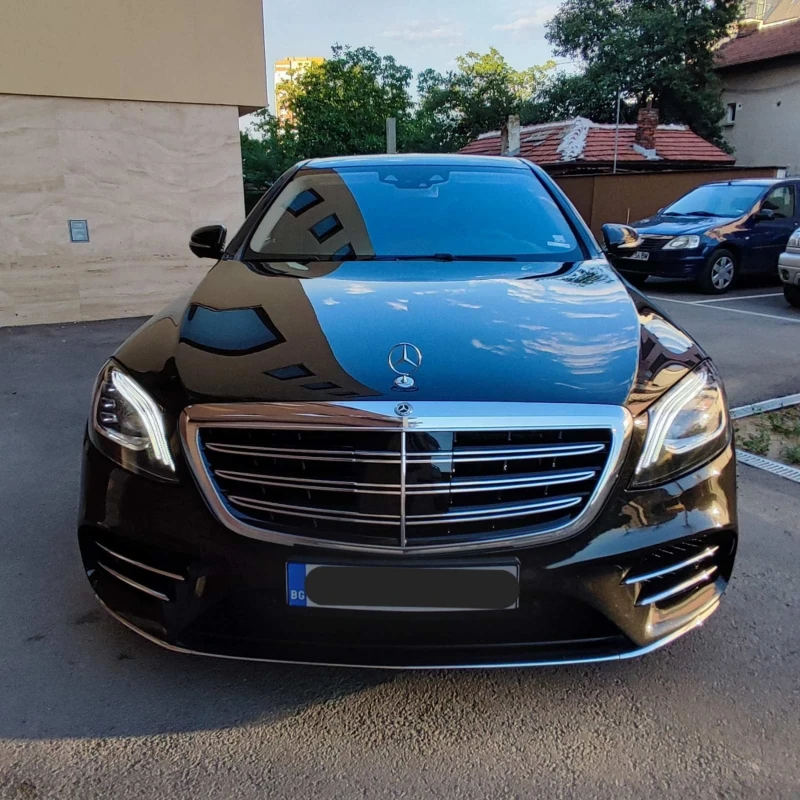 Mercedes-Benz S 560 4MATIK* AMG* LONG* PANORAMA* BURMESTER* 3XTV* FULL, снимка 2 - Автомобили и джипове - 52309880