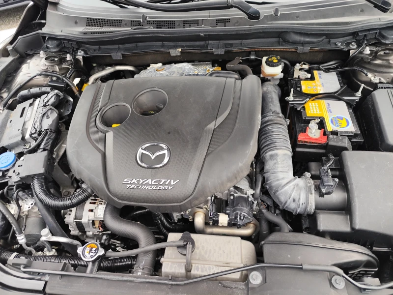 Mazda 6 2.2D* SKYACTIV* EURO6B* LED* NAVI* КОЖА* АВТОМАТИК, снимка 15 - Автомобили и джипове - 53185929