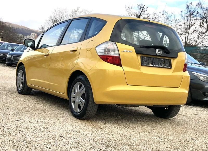 Honda Jazz 1.4 I-VTEC 99HP FACE LIFT - изображение 8