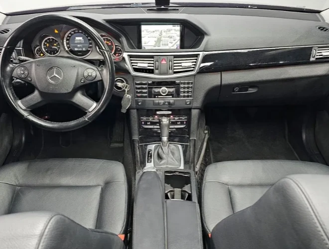 Mercedes-Benz E 220 Avantgarde - изображение 7