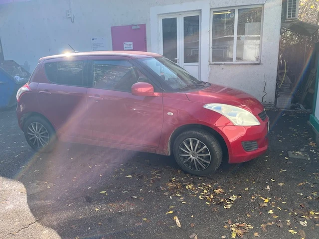 Suzuki Swift, снимка 8 - Автомобили и джипове - 52552483