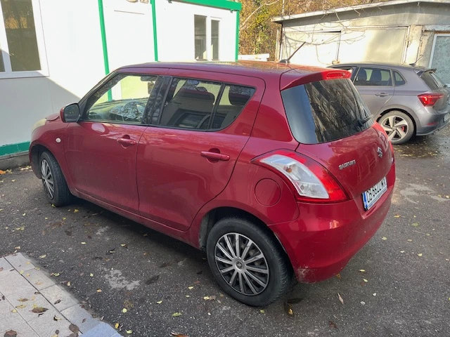Suzuki Swift, снимка 6 - Автомобили и джипове - 52552483