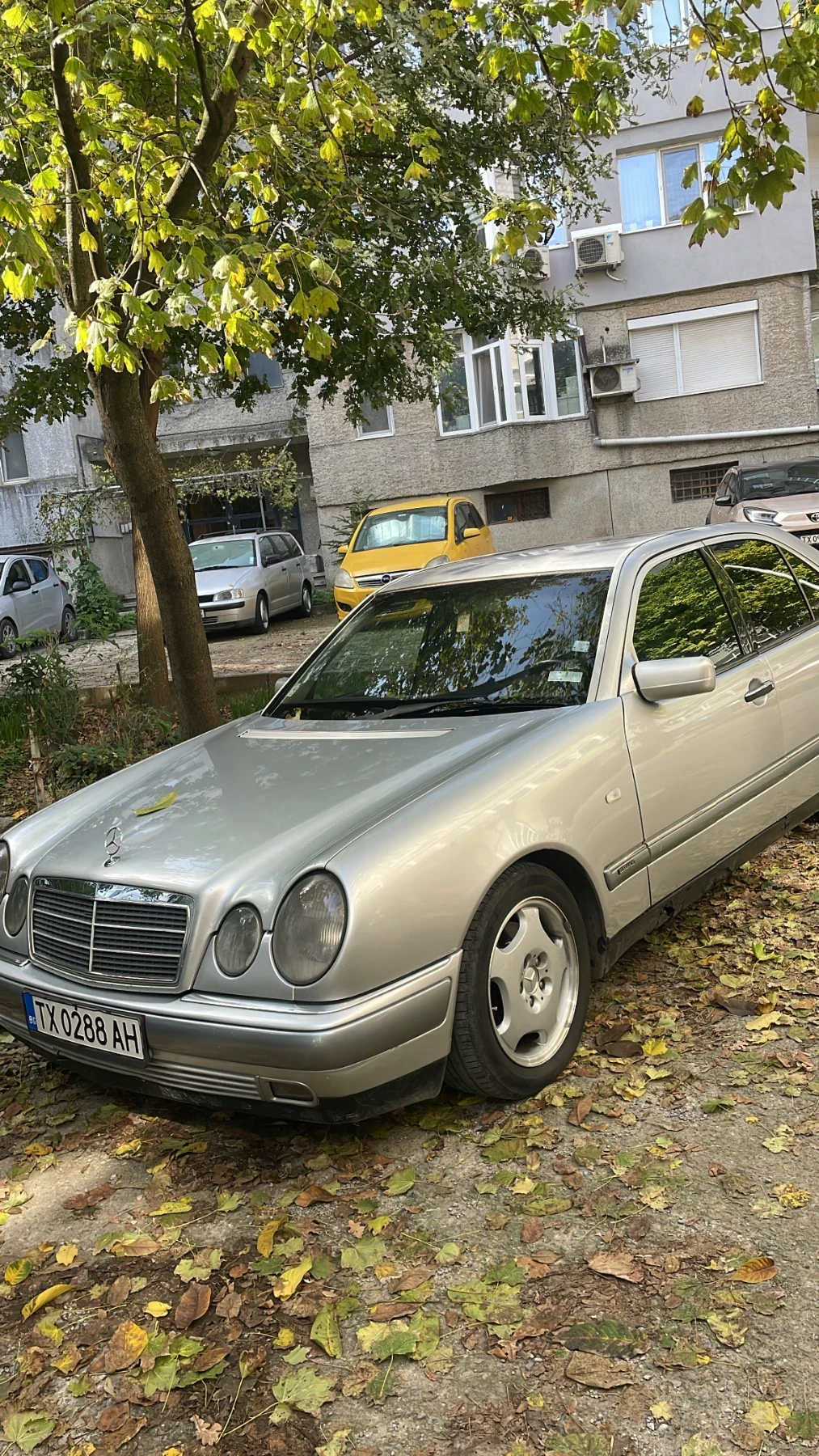 Mercedes-Benz E 300  - изображение 3