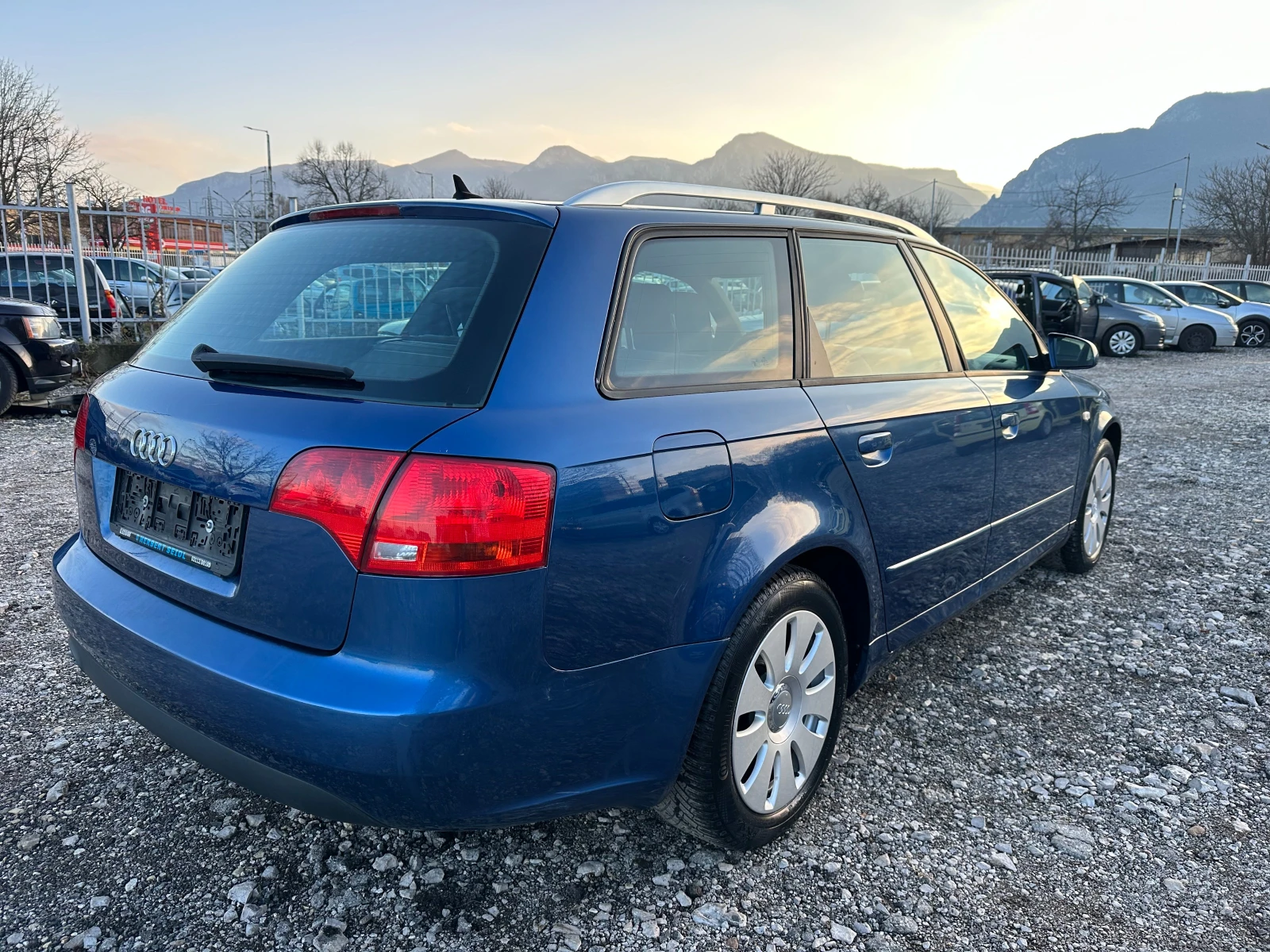 Audi A4 2.0TDI 140kc - изображение 3