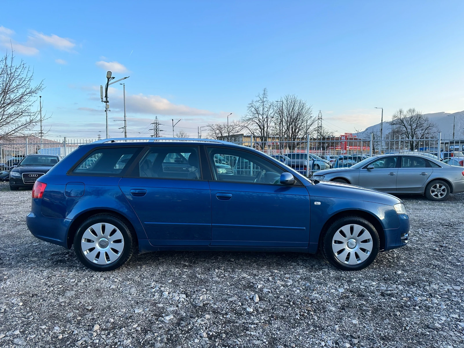 Audi A4 2.0TDI 140kc - изображение 2