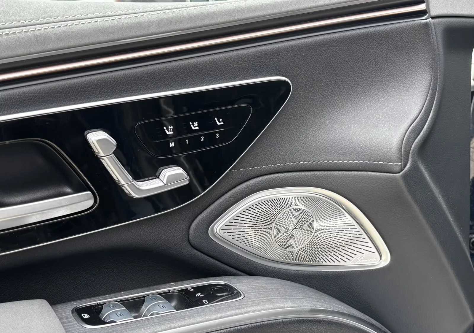 Mercedes-Benz EQS 450+ /AMG/333HP/MASSAGE/PANO/HUD/360/MEMO/BURM/363 | Mobile.bg   13