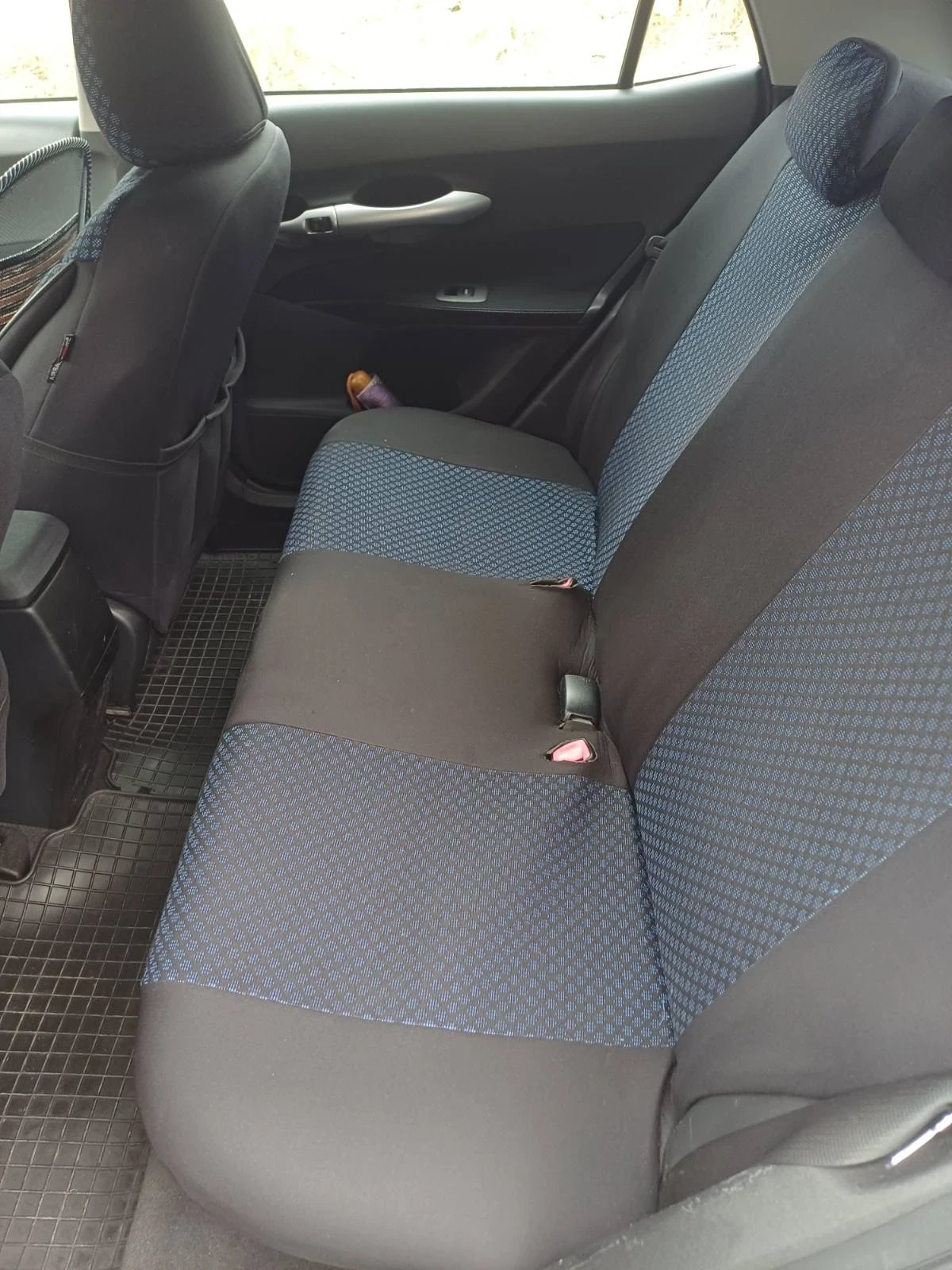 Toyota Auris  - изображение 9