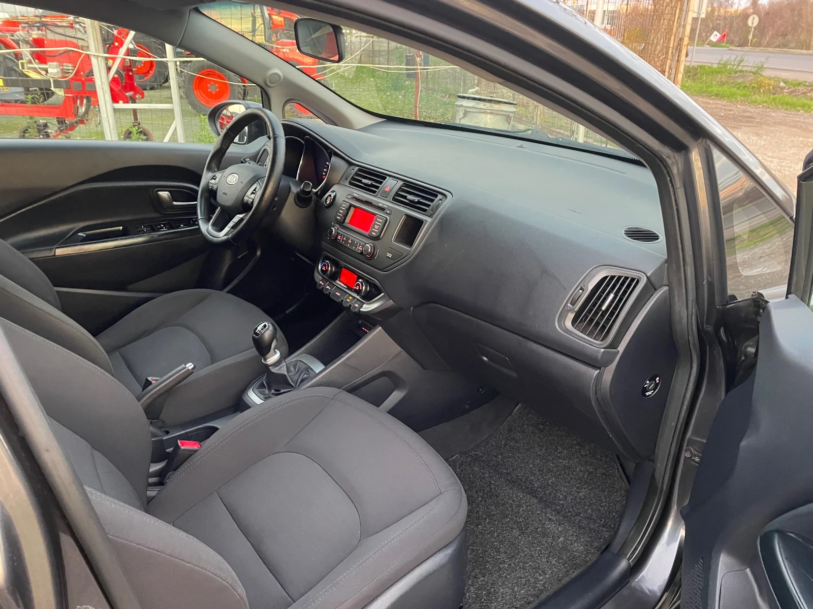 Kia Rio 1.4 CRDI.90K | Mobile.bg � ����������� 12