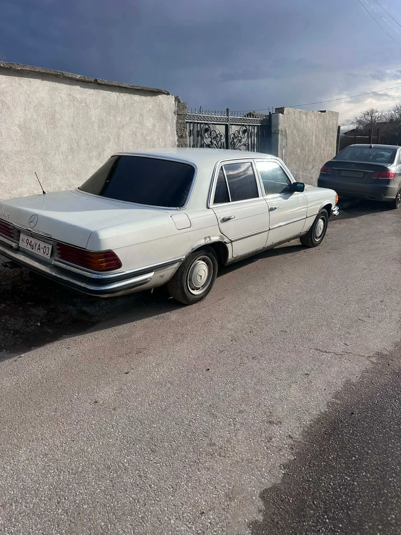 Mercedes-Benz 280