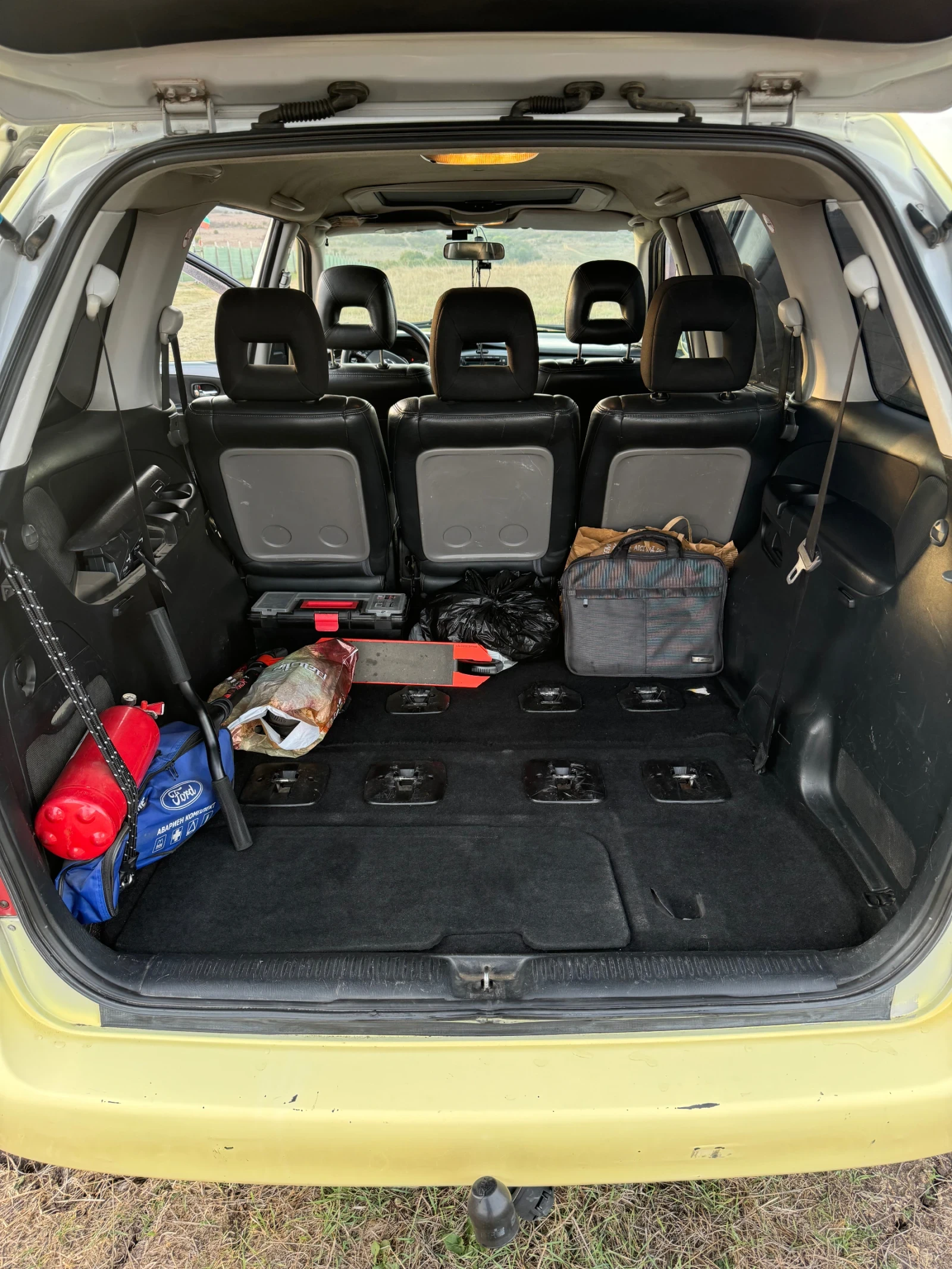 Mazda Mpv, снимка 8 - Автомобили и джипове - 53814945