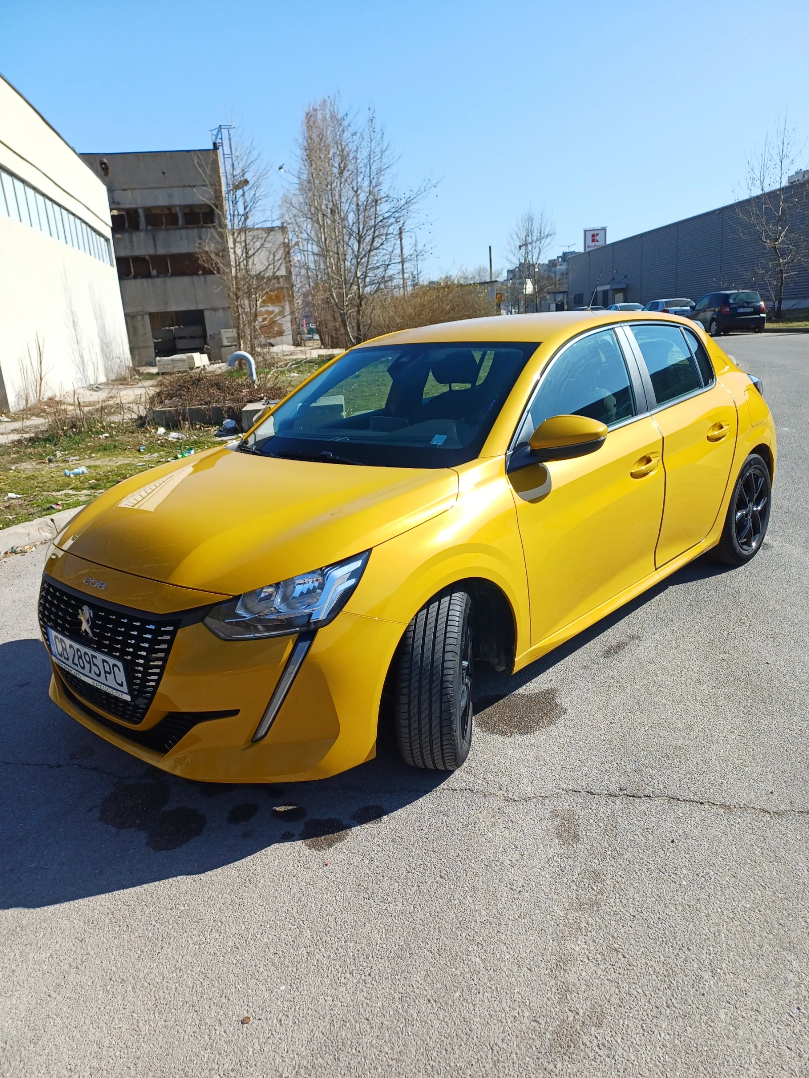 Peugeot 208