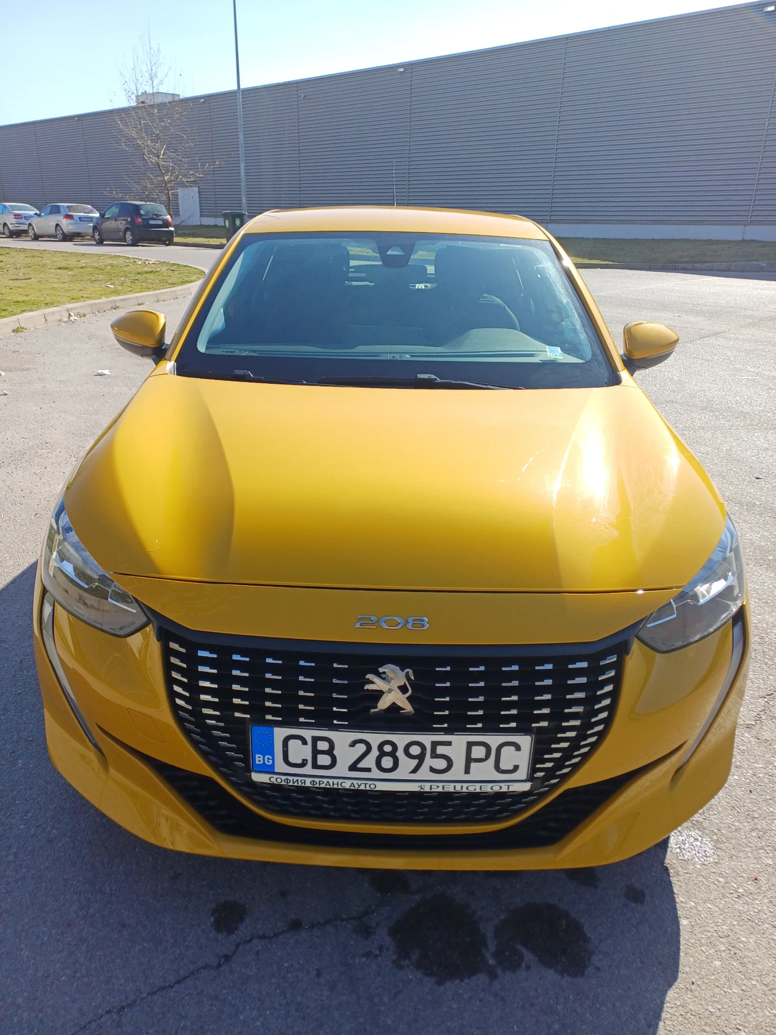 Peugeot 208, снимка 10 - Автомобили и джипове - 53838934