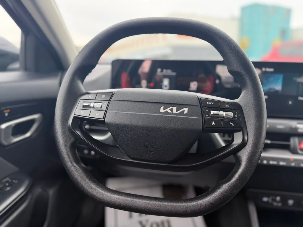 Kia K4 КАМЕРА* ПОДГРЕВ* ДИСТРОНИК* СЛЕД НА ЛЕНТИ* , снимка 9 - Автомобили и джипове - 54069618