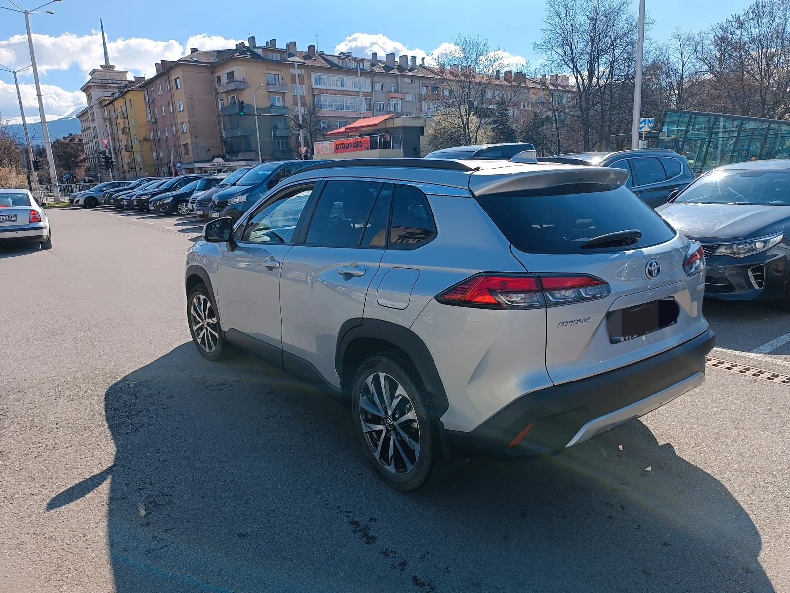 Toyota Corolla Cross Executive plus, снимка 2 - Автомобили и джипове - 54127893