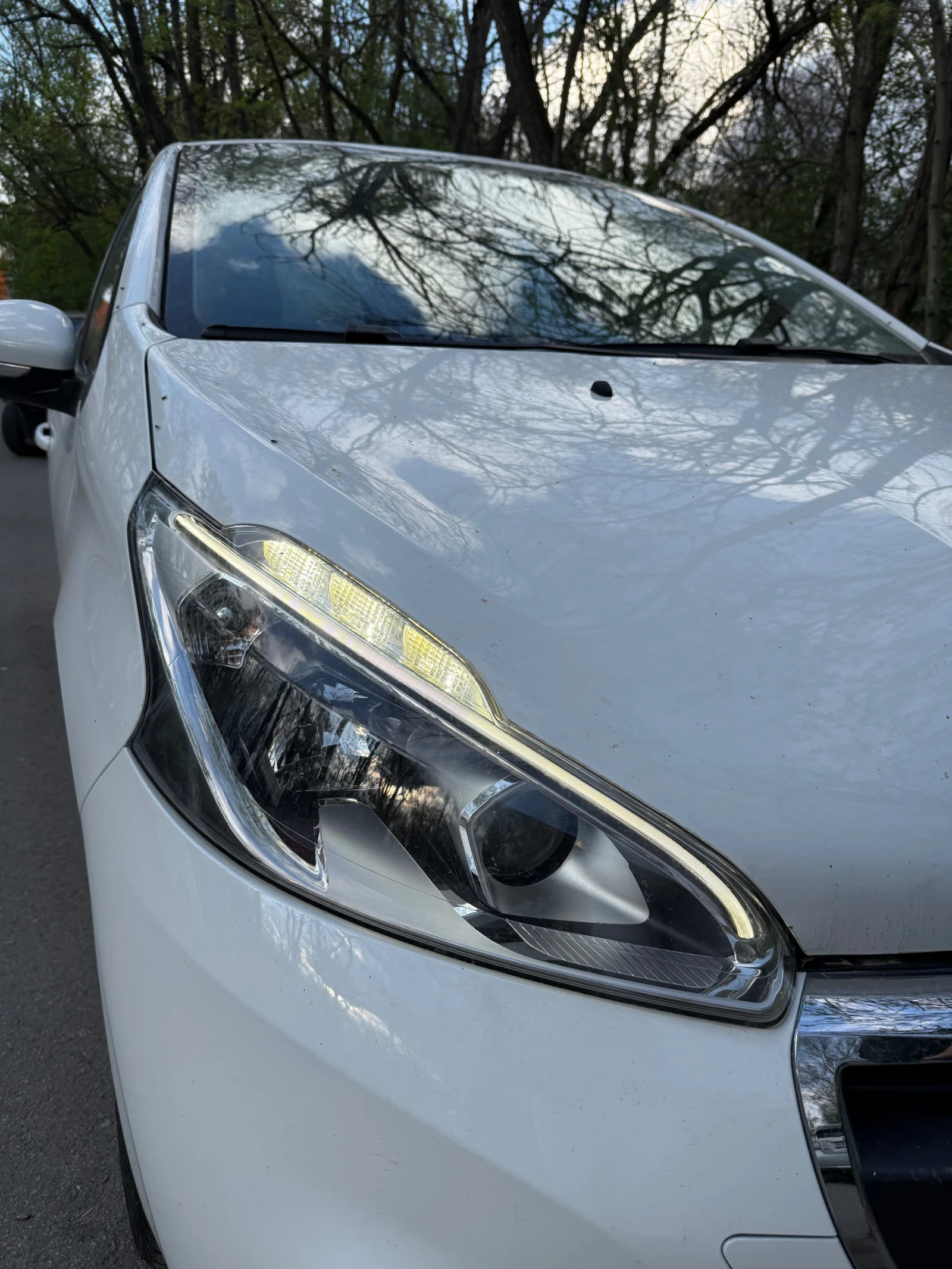 Peugeot 208, снимка 9 - Автомобили и джипове - 54239375