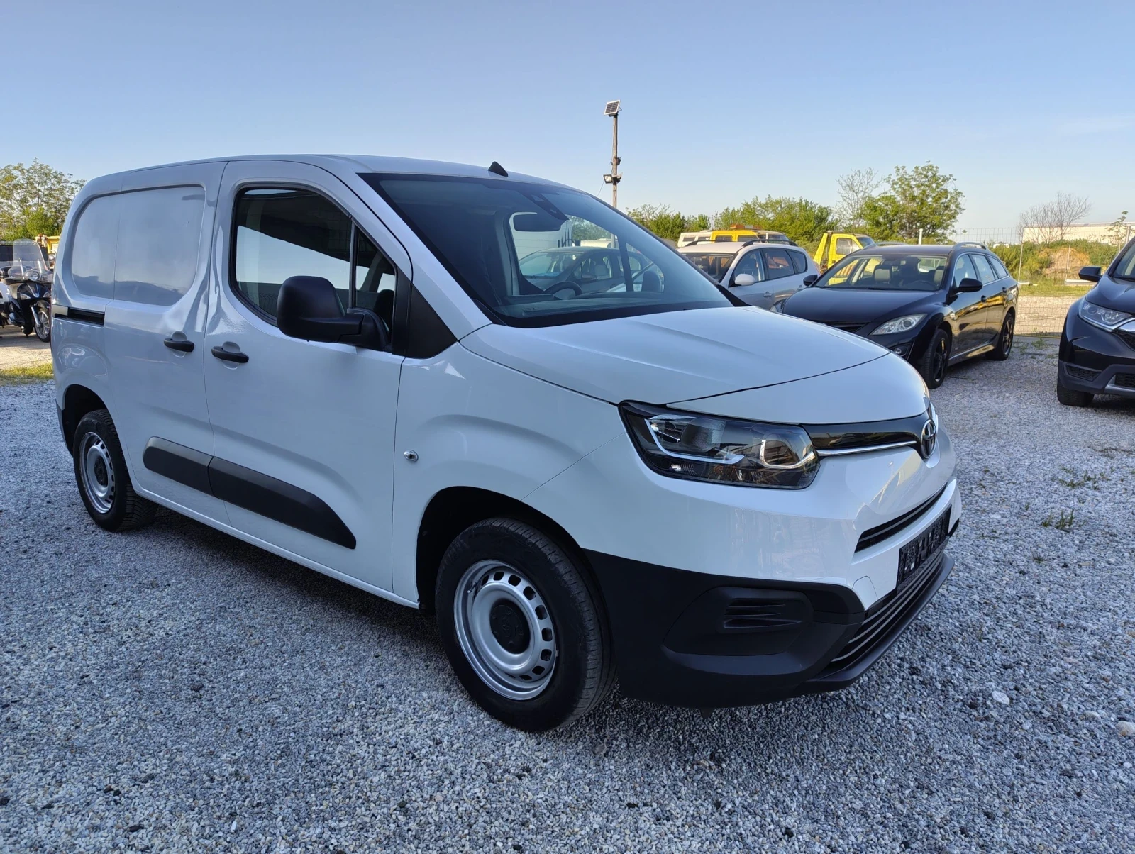 Toyota Proace City 1.5 d ЛИЗИНГ , снимка 2 - Автомобили и джипове - 54333958