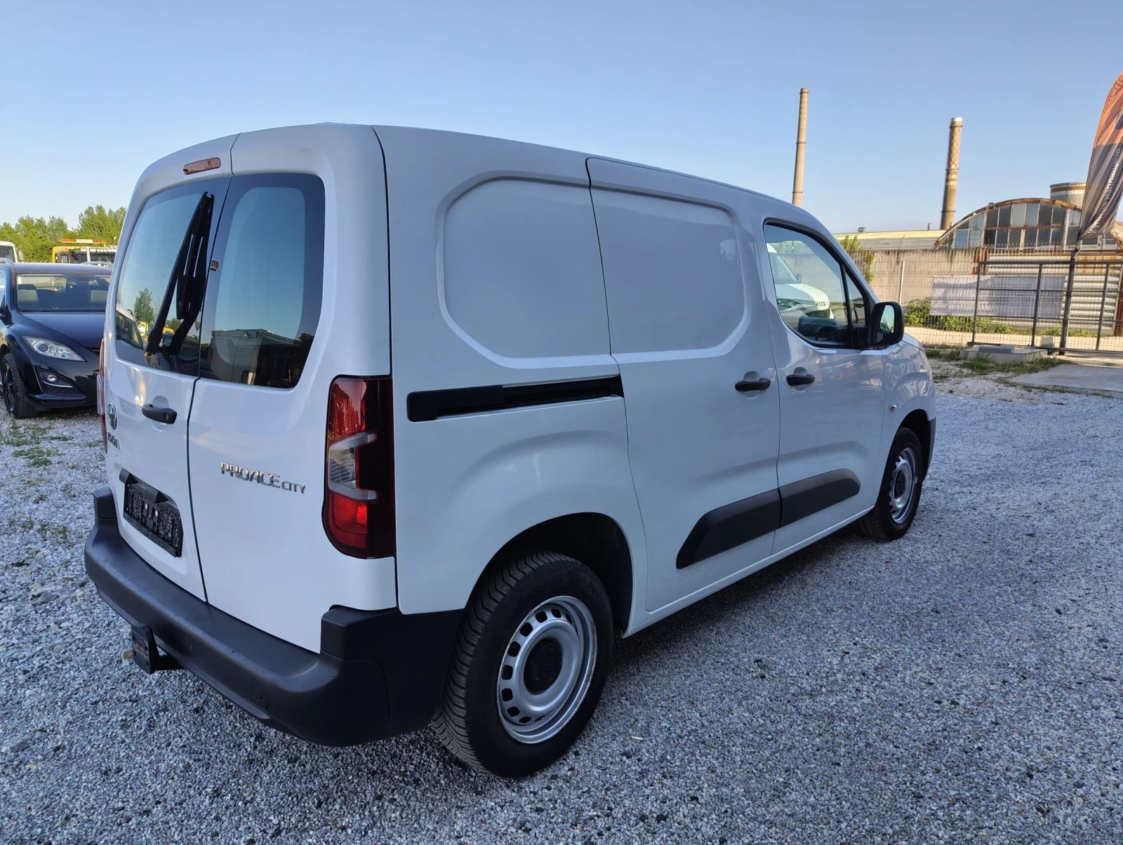 Toyota Proace City 1.5 d ЛИЗИНГ , снимка 5 - Автомобили и джипове - 54333958