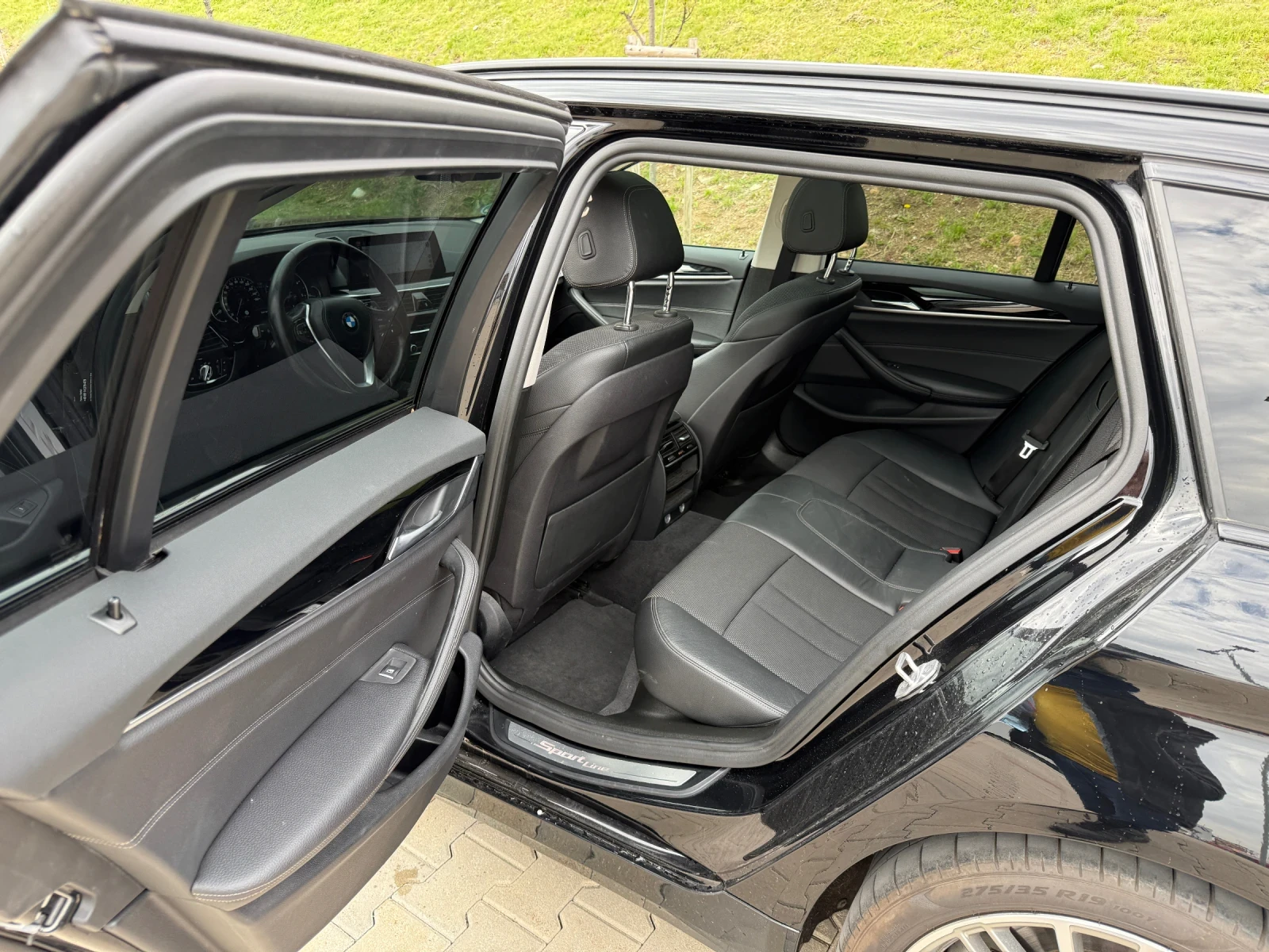 BMW 520 G31 2.0d 190 k.c , снимка 10 - Автомобили и джипове - 54462890