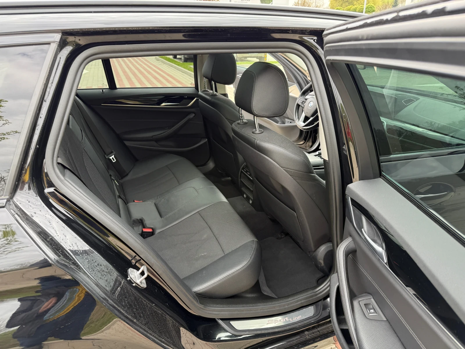 BMW 520 G31 2.0d 190 k.c , снимка 13 - Автомобили и джипове - 54462890