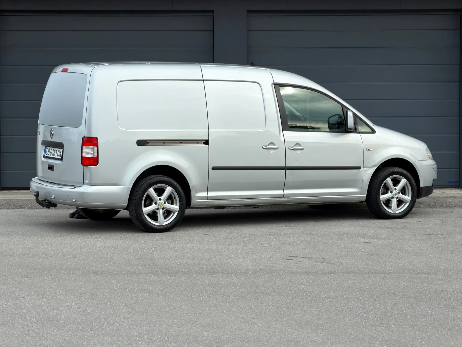VW Caddy 1.9 TDI Maxi DSG, снимка 5 - Автомобили и джипове - 54543853