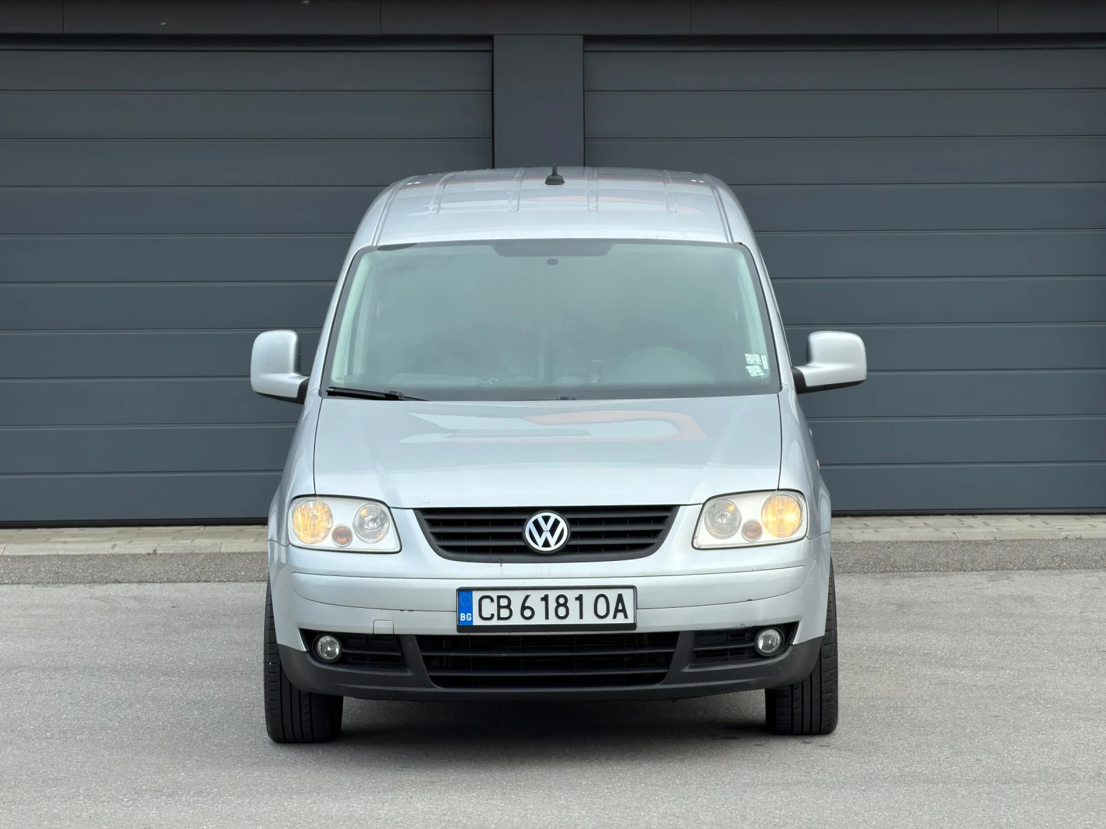 VW Caddy 1.9 TDI Maxi DSG, снимка 8 - Автомобили и джипове - 54543853