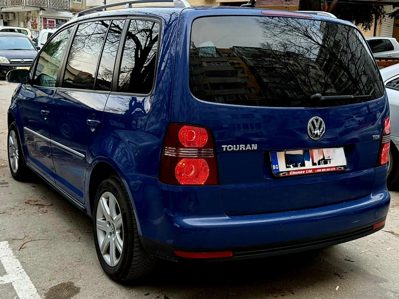 VW Touran 1.9, снимка 3 - Автомобили и джипове - 54779123
